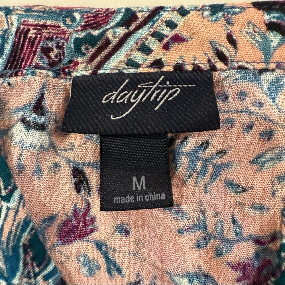 Daytrip Multiprint Split Neck Button Down High Lo… - image 4